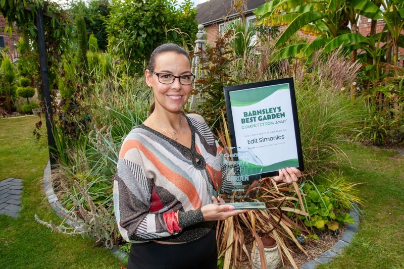 Other image for Barnsley’s best garden: Artist’s vision ensures success
